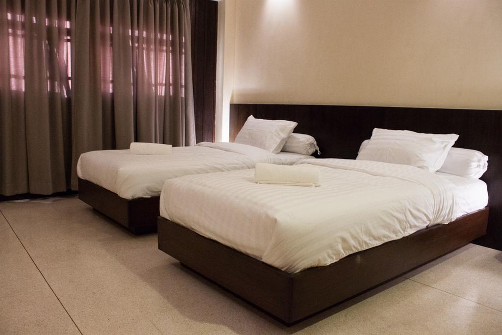 Inn Once 3*
